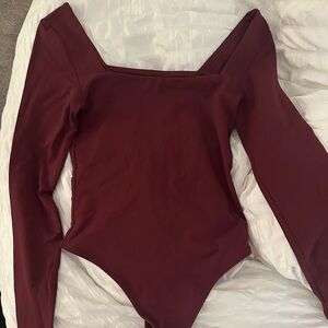 Babaton Squareneck Bodysuit